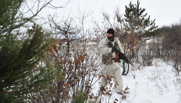 ATO: Militantes hacen fuego de morteros y artillería de 122 mm