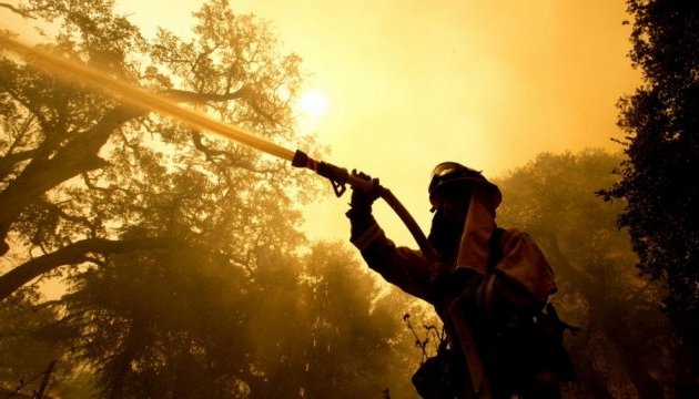 Пожежі у Каліфорнії: Евакуйовано вже понад 200 тис. жителів