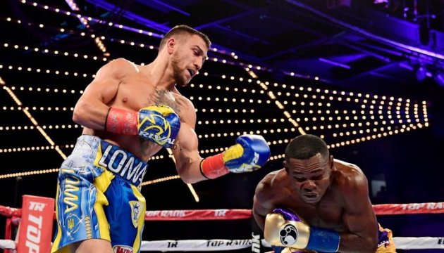 Lomachenko defeats Rigondeaux by TKO