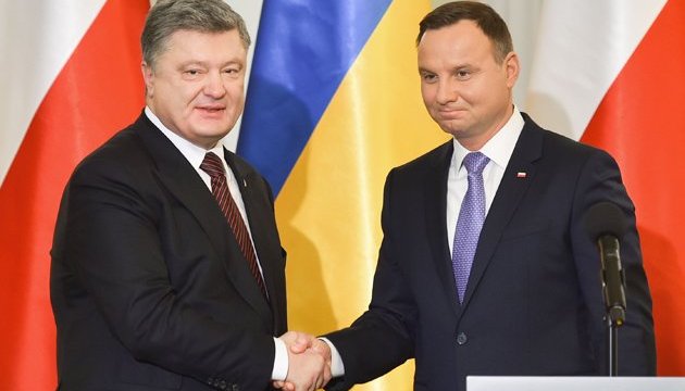 Poroshenko meets with Duda in Brussels