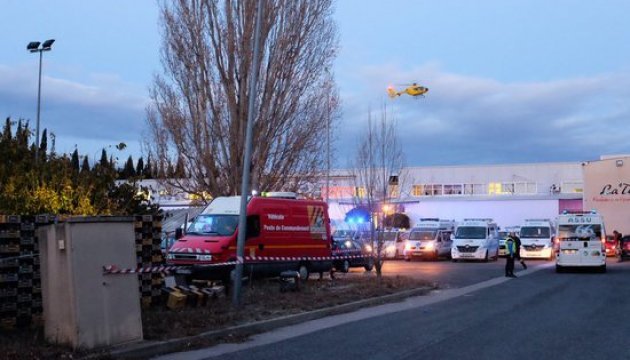 У Франції почали ідентифікацію жертв зіткнення шкільного автобуса і потяга