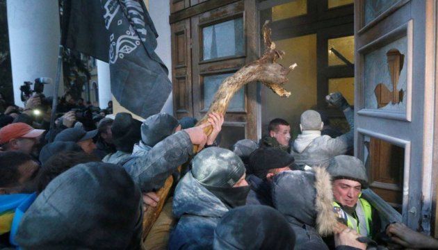 Soixante militaires de la Garde nationale ont été blessés au cours des affrontements à Kyiv