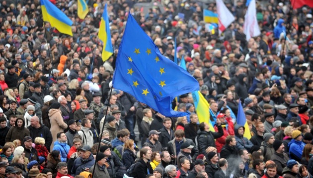 Президент у день Гідності та Свободи закликав українців до єдності