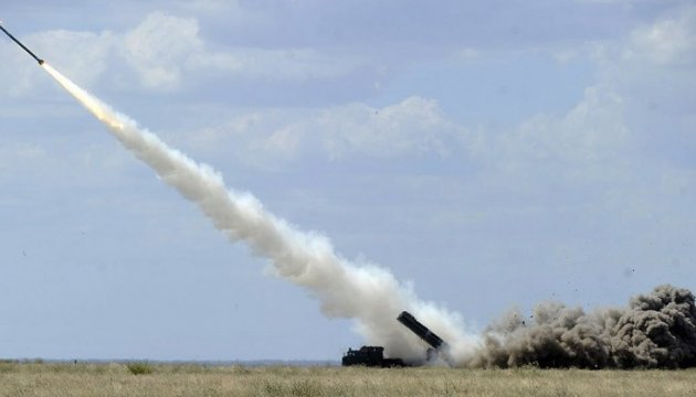 Poroschenko: Ukraine beginnt mit Herstellung von Raketensystemen „Wilcha“