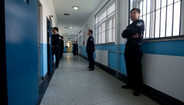 У Китаї правозахисника посадили на 8 років за тролінг посадовців у мережі У Китаї правозахисника посадили на 8 років за тролінг посадовців у мережі