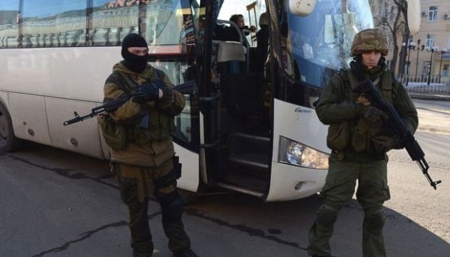Автобуси з полоненими українцями виїхали до місця обміну - ЗМІ