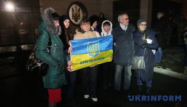 У Борисполі чекають звільнених із полону українців