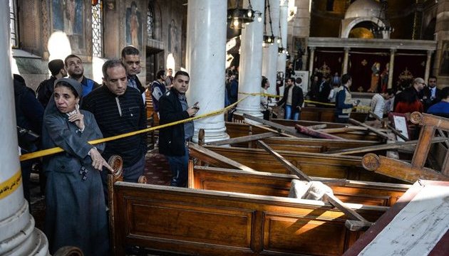 Кількість жертв стрілянини в каїрській церкві сягнула десяти