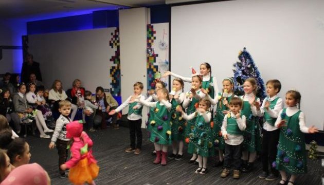 Маленьким українцям у Йорданії влаштували новорічне свято