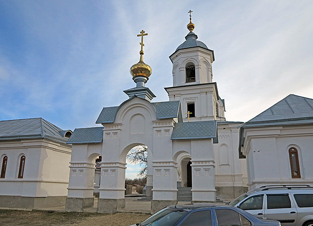Cкит у Кармазинівці Cкит у Кармазинівці