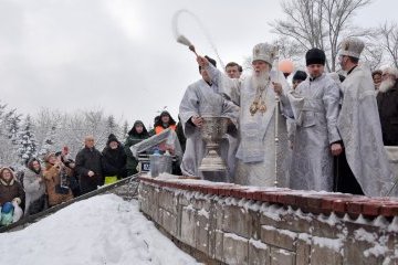 На Крещение откроют второй выход из метро в Гидропарке