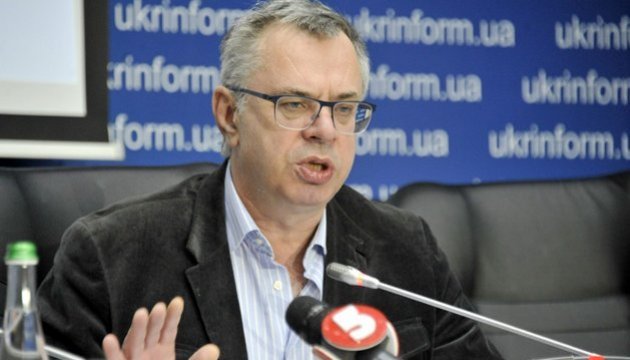 Наглядова рада УКФ обрала виконуючим обов’язки голови Юрія Артеменка
