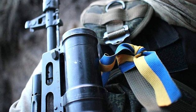 One Ukrainian soldier died after explosive device blew up in Donbas in past day 