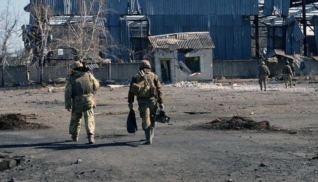 Militants launched 15 attacks on Ukrainian troops in Donbas in last day
