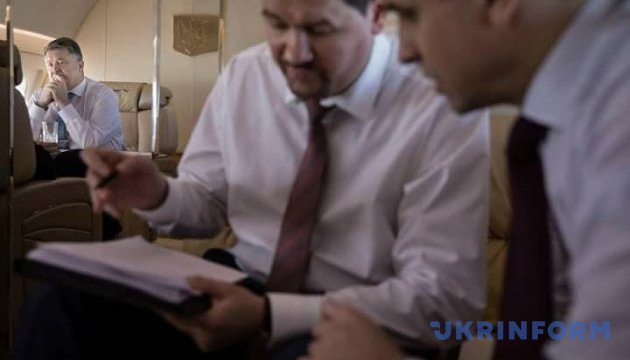 De las conversaciones con Trump a la liberación de los cautivos: Fotos con Poroshenko en 2017 