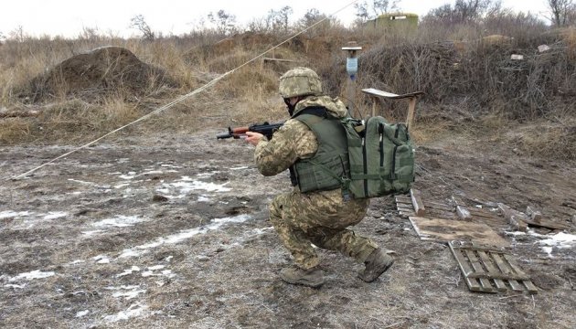 Two Ukrainian soldiers wounded in Donbas over past day