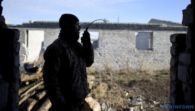 Donbass : les militaires ukrainiens ont attrapé un saboteur à proximité de Chyrokyne 