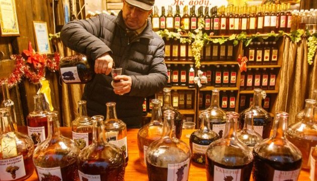 Рада приняла закон, который возродит винодельческую отрасль в Украине - депутат Рада приняла закон, который возродит винодельческую отрасль в Украине - депутат