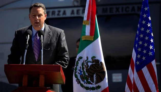 Американський посол у Панамі звільнився, щоб не служити Трампу