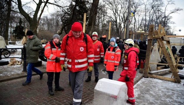 Ayuda humanitaria de la Cruz Roja llega al Donbás