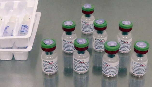 На Закарпаття доставили дві тисячі доз вакцини проти кору
