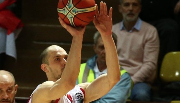 Баскетбол: українець Гладир продовжує переможну серію у Лізі чемпіонів