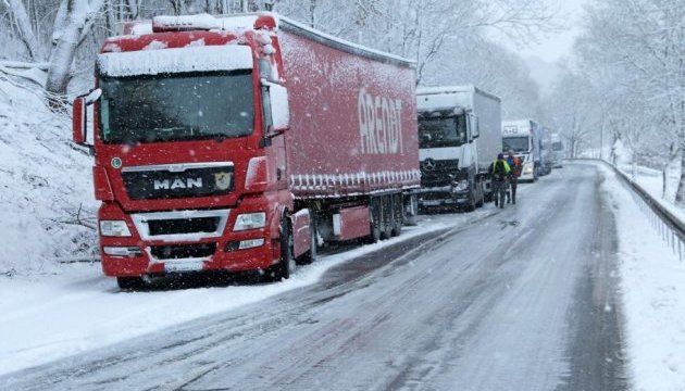 Снігопади і урагани обрушилися на Німеччину