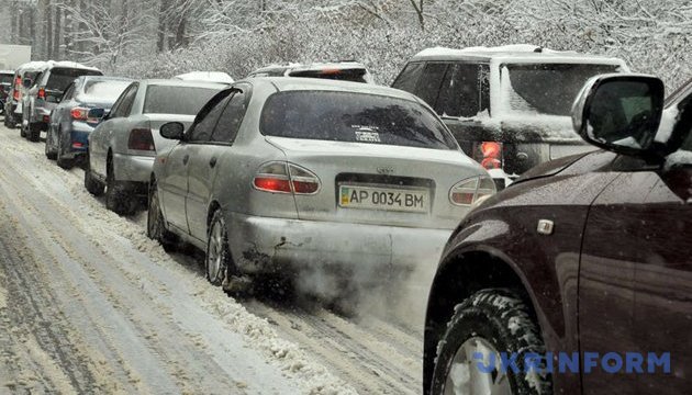 У Омеляна сказали, как непогода и мороз могут сказаться на работе транспорта У Омеляна сказали, как непогода и мороз могут сказаться на работе транспорта