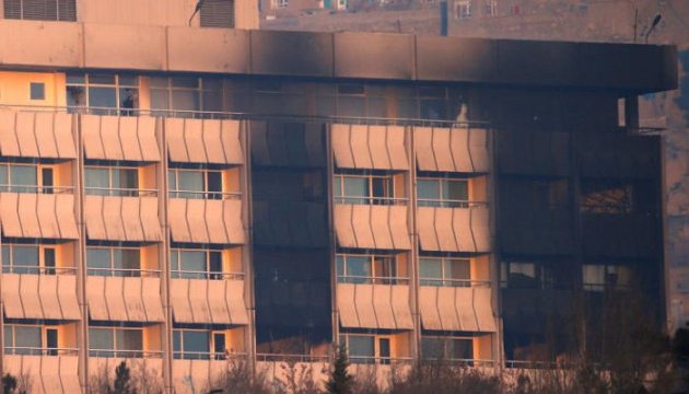 В результаті атаки бойовиків на готель у Кабулі вбиті 5 осіб
