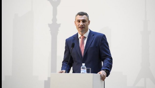 Bürgermeister Klitschko kündigt neue Fußgängerbrücke in Kiew an