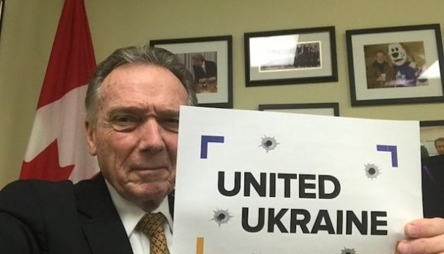 Еще один канадский депутат присоединился к флешмобу #УкраїнаЄдина Еще один канадский депутат присоединился к флешмобу #УкраїнаЄдина