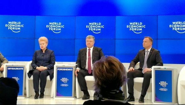 Poroshenko says he is fighting corruption not because of visa-free travel with EU 