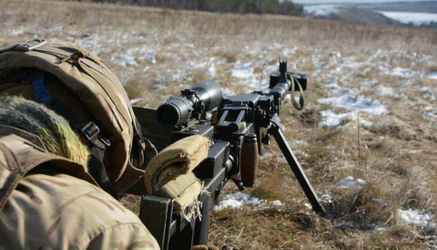 Militants launched four attacks on Ukrainian troops in Donbas in last day