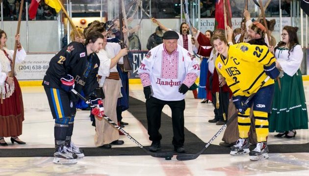 Українська ніч в Канаді: хокеїсти вийшли на лід у вишиванках
