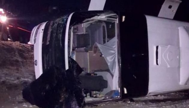 Під Ростовом злетів у кювет автобус: 4 загиблих, понад 10 постраждалих