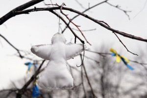 Ангелы памяти, допрос Порошенко и редкие великаны