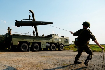 La Russie déploie 46 lanceurs Iskander le long de la frontière avec l'Ukraine