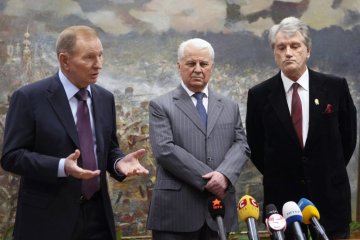 Три президенти закликали Порошенка оголосити Рік утвердження державної мови