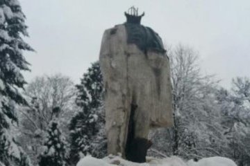 Знищення пам'ятника Шевченку на Львівщині: вандалу загрожує 5 років тюрми