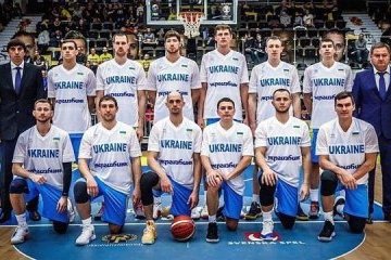 Баскетбол: Мурзін викликав на матчі проти Латвії та Швеції 13 гравців