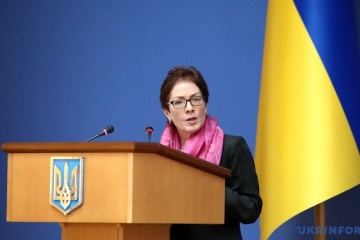 Санкции США продлятся, пока Россия не уйдет с Донбасса и Крыма - посол