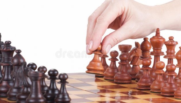Жінки грають у шахи краще за чоловіків: сенсація, нісенітниця чи психологічний експеримент?