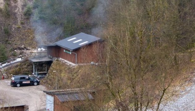 В Австрії стався вибух на складі боєприпасів В Австрії стався вибух на складі боєприпасів