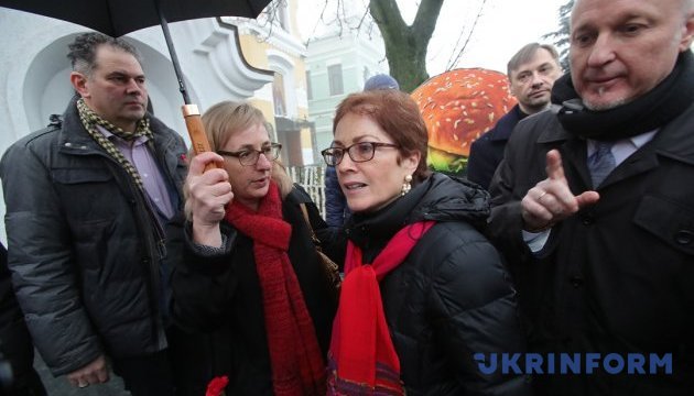 U.S. Ambassador calls on Ukraine to move forward in establishment of Anti-Corruption Court