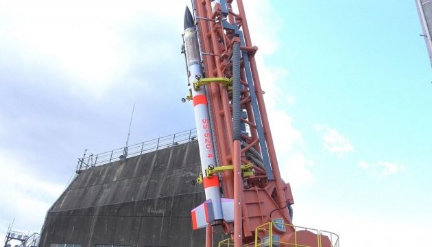 Японія запустила в космос найменшу в світі ракету