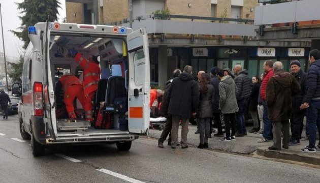 У результаті стрілянини в Італії постраждали шість іноземців