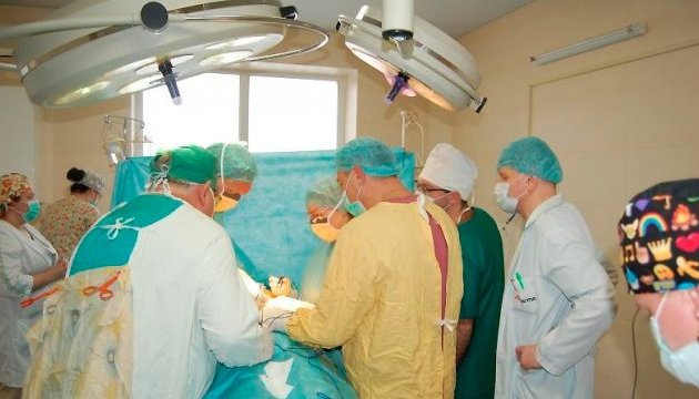 Пластичні хірурги з ФРН вже дев'ятий раз провели у Львові безкоштовні операції