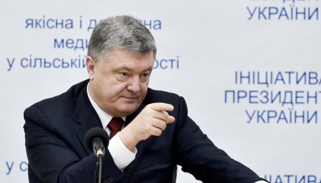Porochenko exhorte Poutine à cesser de tuer des Ukrainiens