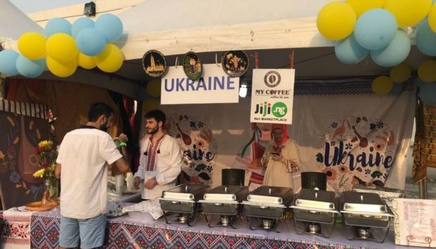 Українці в Нігерії вперше взяли участь у благодійному фестивалі культур світу