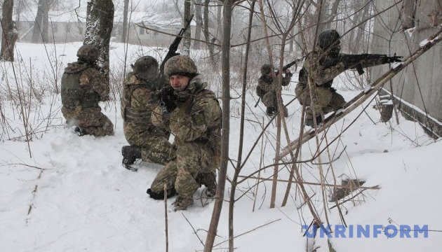 Бойовики накрили щільним вогнем сили АТО під Світлодарськом – понад 200 снарядів